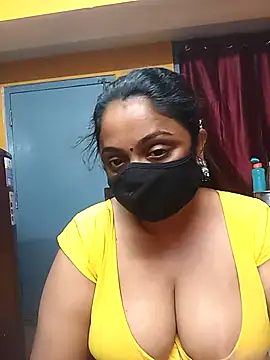 queendivya online show from 03/23/26, 10:58