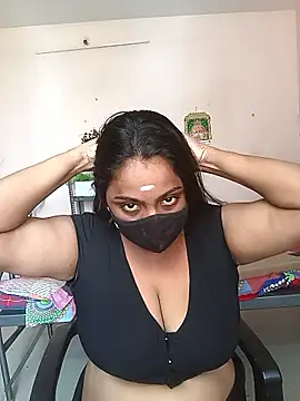 queendivya online show from 04/13/26, 05:46