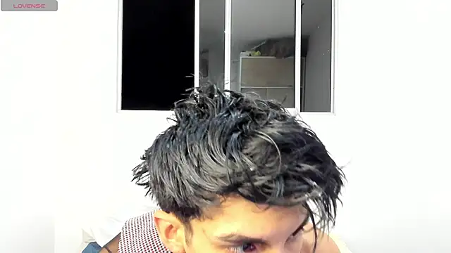 Snapshot of Erick_Velveth chatting on 05/31/26, 05:37 Erick Velveth online show from 05/31/26, 05:37