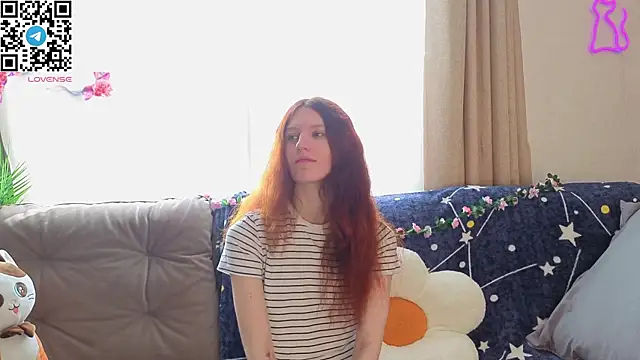 Snapshot of Little_rosy chatting on 07/17/26, 04:19 Little rosy online show from 07/17/26, 04:19