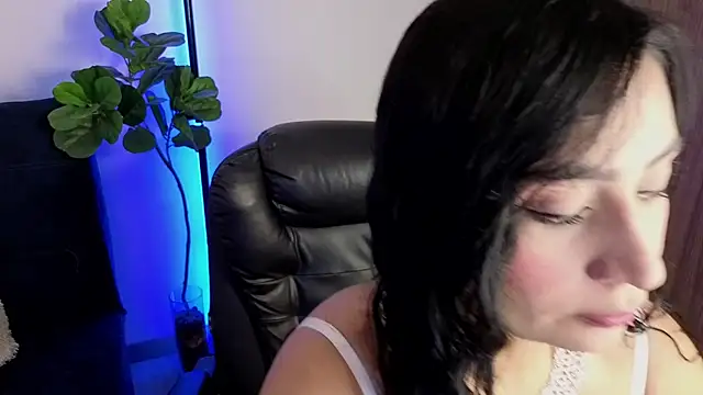 amyross s1 online show from 04/25/26, 12:46