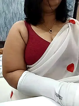 Snapshot of divya-jannu chatting on 10/11/25, 05:00 divya-jannu online show from 10/11/25, 05:00