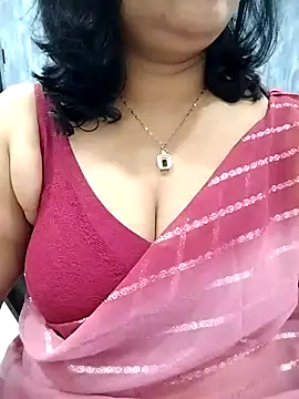divya-jannu online show from 10/25/25, 05:19