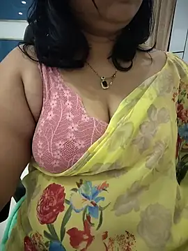 divya-jannu online show from 12/05/25, 04:14