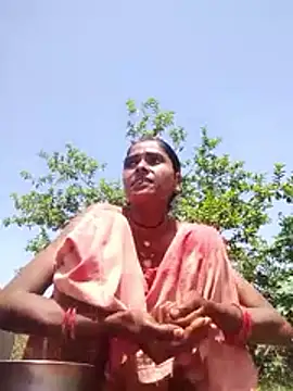 Hot reshmaji online show from 04/11/26, 07:45