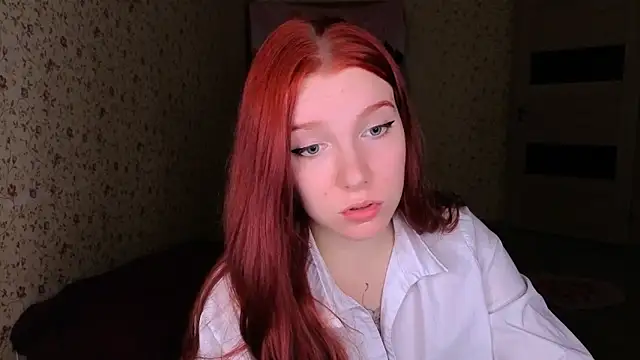 Snapshot of Layla_Glam chatting on 06/04/26, 08:59 Layla Glam online show from 06/04/26, 08:59