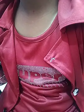 pari rani7 online show from 11/16/25, 04:07