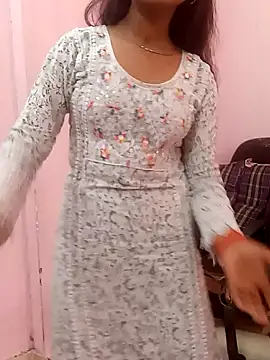pari rani7 online show from 03/12/26, 04:07