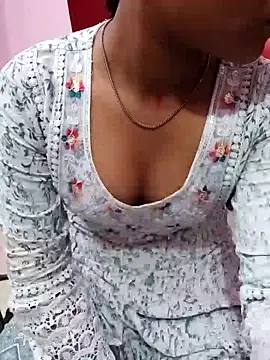 pari rani7 online show from 03/19/26, 03:54