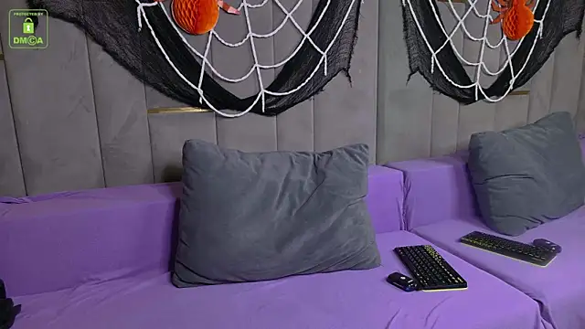 JesseCrosss online show from 10/15/25, 10:37