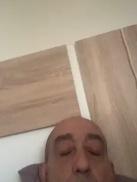 Snapshot of VyC7564 chatting on 01/17/26, 10:31 VyC7564 online show from 01/17/26, 10:31