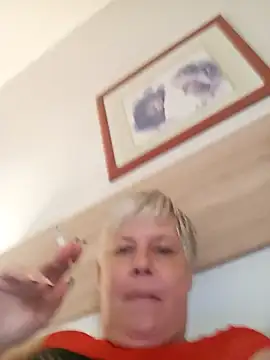 Snapshot of VyC7564 chatting on 02/07/26, 06:00 VyC7564 online show from 02/07/26, 06:00