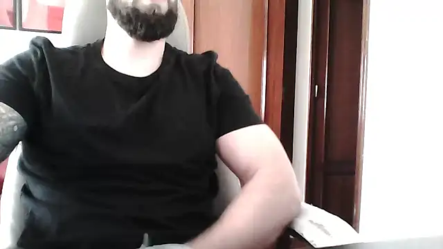 yourfantasy777 online show from 04/22/26, 03:35