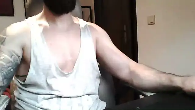 Snapshot of yourfantasy777 chatting on 06/19/26, 11:19 yourfantasy777 online show from 06/19/26, 11:19