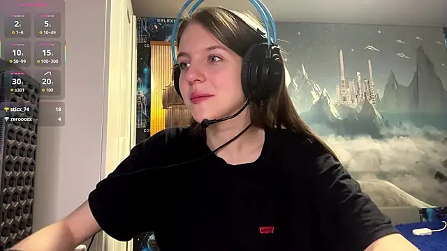 Elira Breeze online show from 03/24/26, 01:05