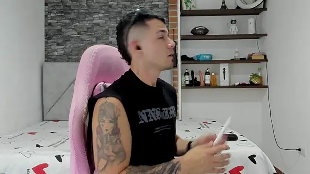 BooyHott  online show from 03/05/26, 07:10