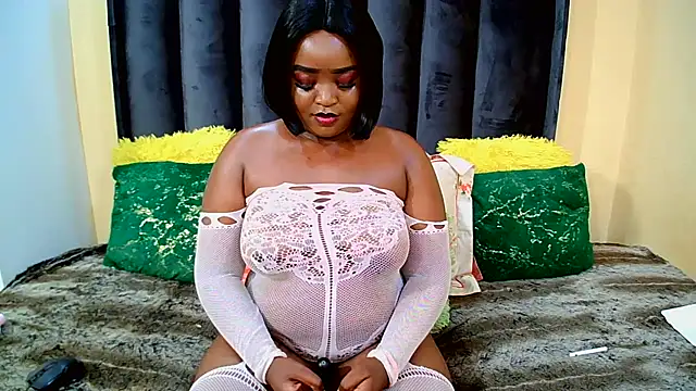 BendOveR0123 online show from 11/22/25, 06:51