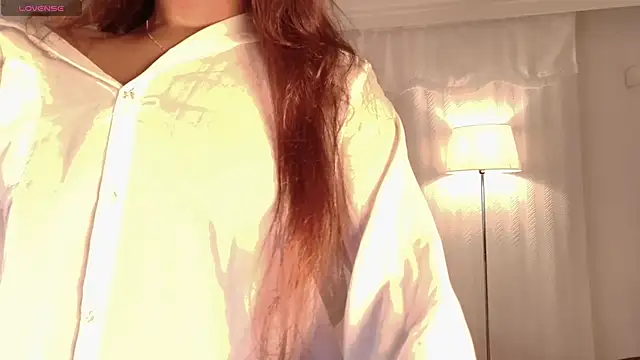 Snapshot of Scarlett_Star01 chatting on 06/11/26, 02:15 Scarlett Star01 online show from 06/11/26, 02:15