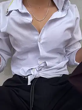 phuongxinhxan online show from 04/11/26, 07:45