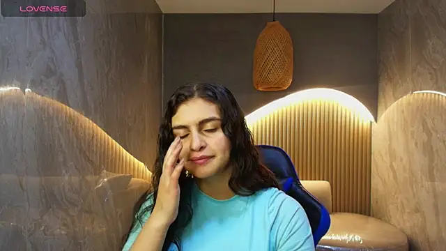 dany r  online show from 10/11/25, 12:58