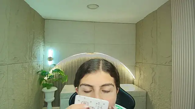 dany r  online show from 04/09/26, 12:32