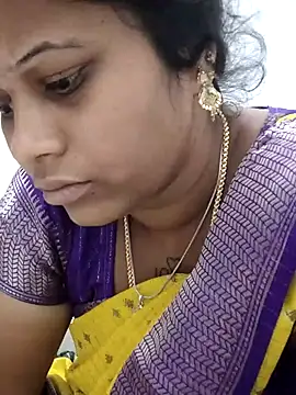 sweetqueen143 online show from 02/18/26, 08:32