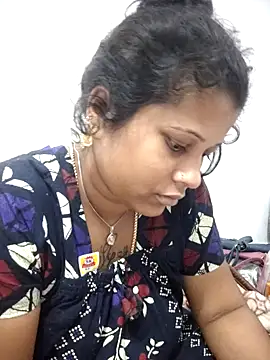 sweetqueen143 online show from 03/02/26, 07:21