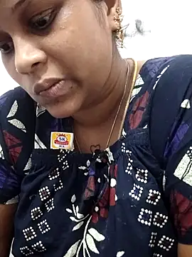 sweetqueen143 online show from 04/08/26, 08:36