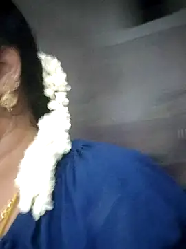 sweetqueen143 online show from 04/21/26, 06:01