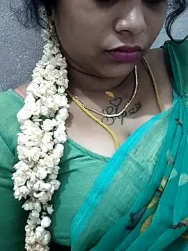 sweetqueen143 online show from 04/26/26, 05:54