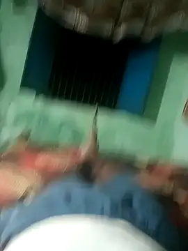 AgitatedStrip9 online show from 10/05/25, 04:27