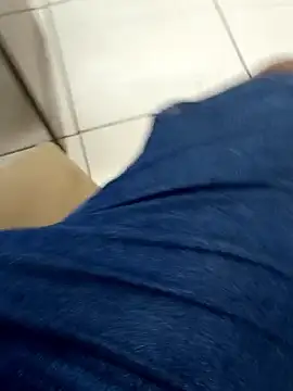 preto3561 online show from 12/15/25, 07:51