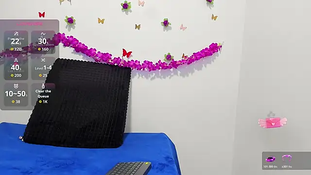 Annniie22 online show from 01/19/26, 07:34