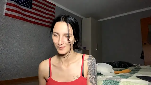 TifanyRawi online show from 09/27/25, 10:04