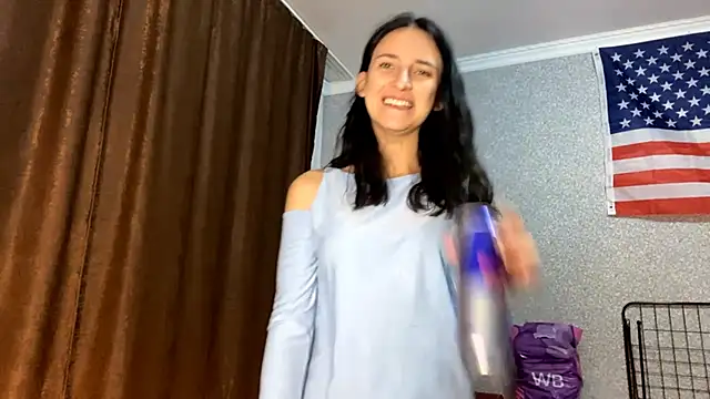 TifanyRawi online show from 10/01/25, 09:43