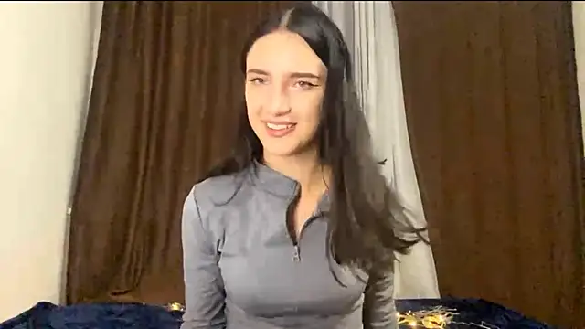 TifanyRawi online show from 10/07/25, 08:39