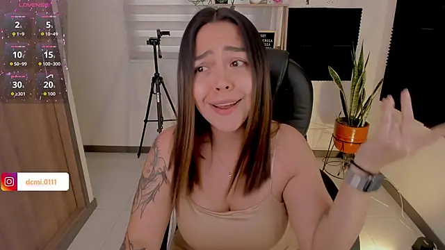 TaniaVelvet online show from 09/25/25, 04:43