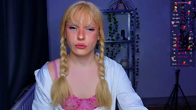 Michelle Jacksonn online show from 10/15/25, 08:20