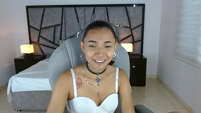 Snapshot of hamber_reyes chatting on 10/11/25, 12:58 hamber reyes online show from 10/11/25, 12:58