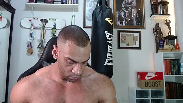 henryhadesflirt online show from 11/18/25, 10:14