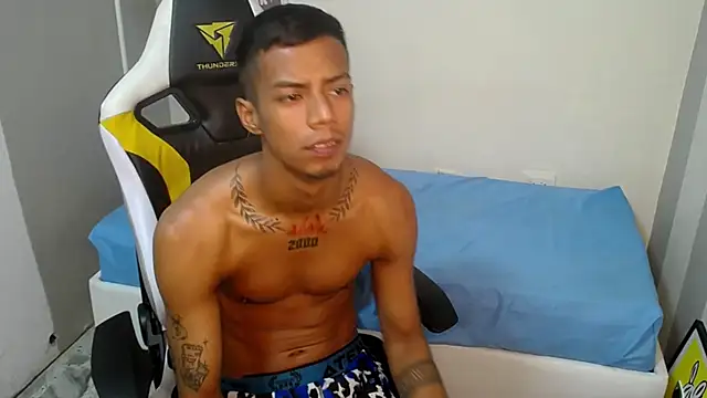 Nando coll online show from 10/27/25, 12:20