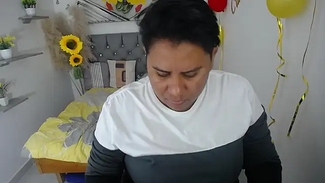 hotlesby valery online show from 09/26/25, 12:20