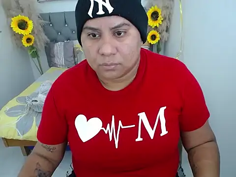 hotlesby valery online show from 10/29/25, 11:56