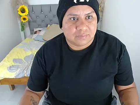 hotlesby valery online show from 01/06/26, 12:09