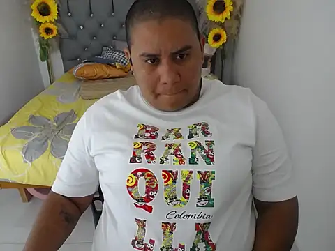 hotlesby valery online show from 02/10/26, 11:47