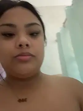 kiaradanielaxx online show from 10/30/25, 01:40