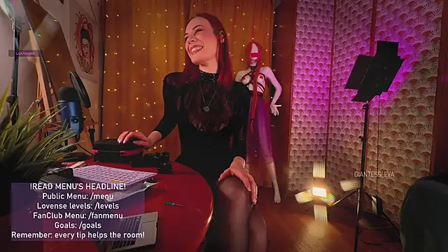 Giantess Eva online show from 04/04/26, 05:54