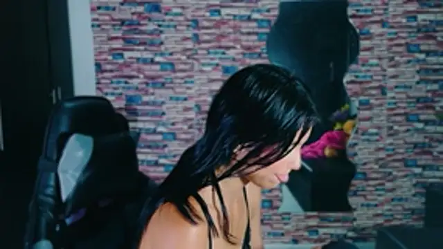 Snapshot of DulceMystery chatting on 10/15/25, 08:53 DulceMystery online show from 10/15/25, 08:53