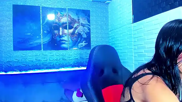 Snapshot of DulceMystery chatting on 10/19/25, 03:51 DulceMystery online show from 10/19/25, 03:51