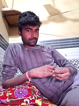 kkshan0923 online show from 12/18/25, 10:21